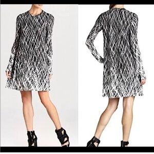 BCBG brushstroke print tee swing dress medium